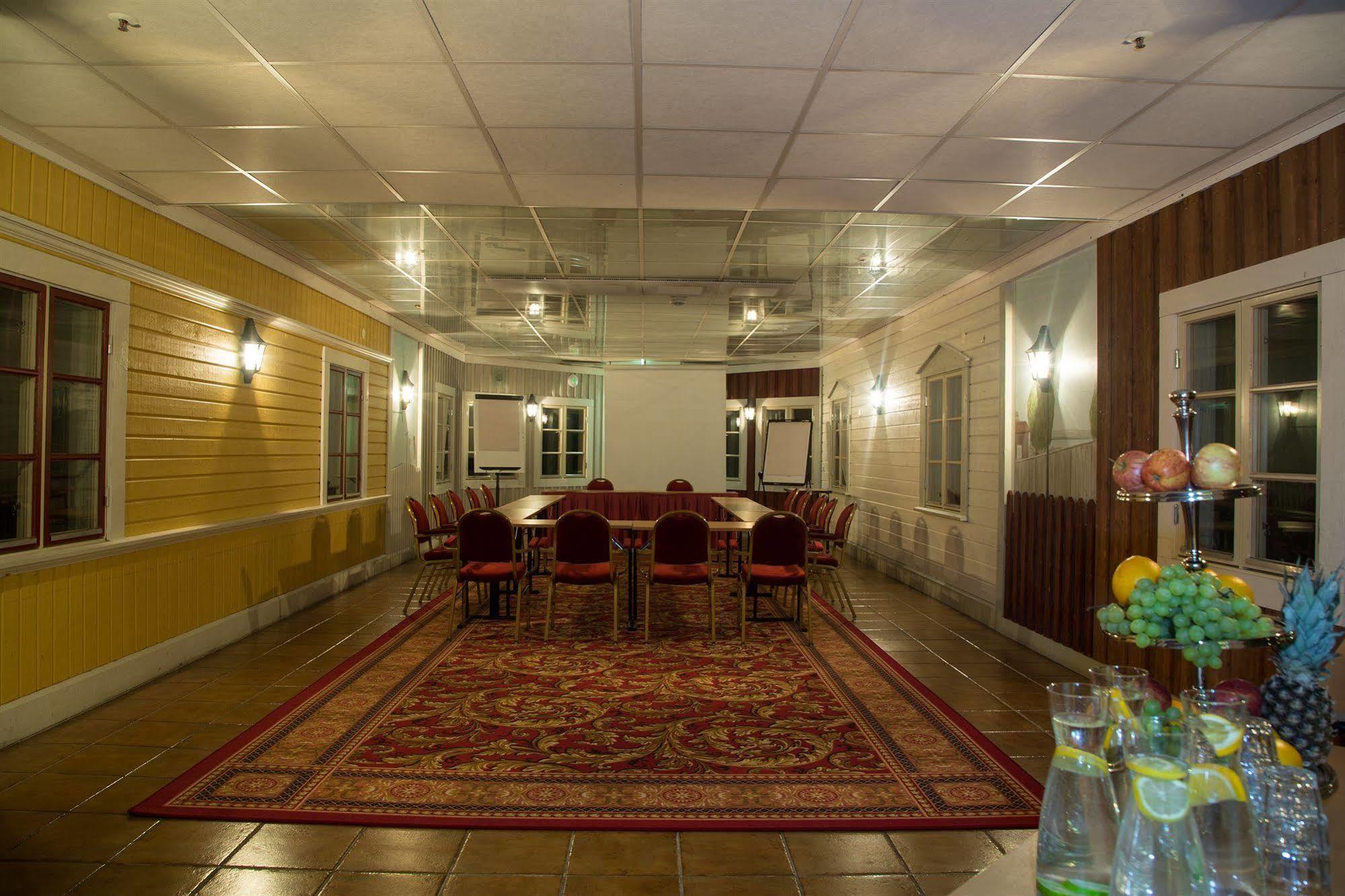 فندق بيست ويسترن جاملا تياتيرن Östersund المظهر الخارجي الصورة